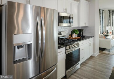 7562 River Reach Rd, Baltimore, MD 21244 - photo 4