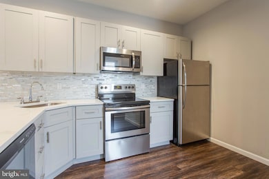 1917 N 7th St unit 3R, Philadelphia, PA 19122 - photo 3