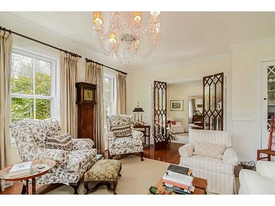 85 Central St, Narragansett, RI 02882 - photo 5