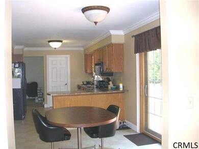 21 Lincoln Ave, Clifton Park, NY 12065 - photo 4