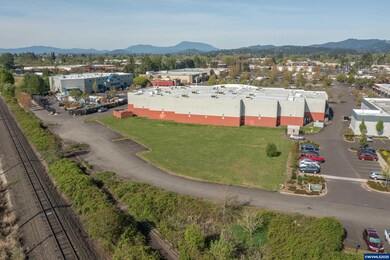 800 (next to) NE Circle Bl, Corvallis, OR 97330 - photo 6