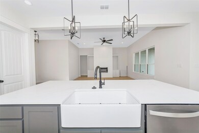 1011 Twin Creeks Dr, Weatherford, TX 76088 - photo 7