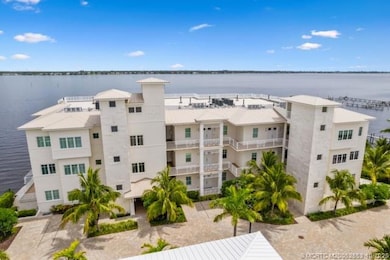 51 SE Seminole St unit 305, Stuart, FL 34994 - photo 5