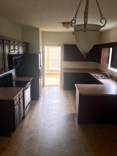 103 Ridge St, Manchester, TN 37355 - photo 6