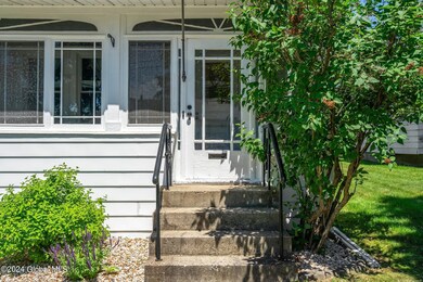 3-web-or-mls-18-jesse-ct