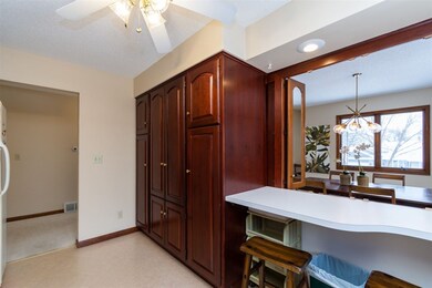 1650 Bilgarie Ct NE, Cedar Rapids, IA 52402 - photo 3