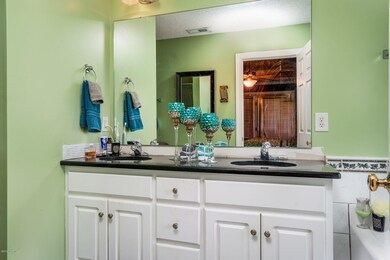 006-99PondviewCt-RockyMount-NC-27801-sma