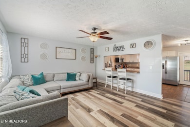 8-web-or-mls-105 Lovin Farm