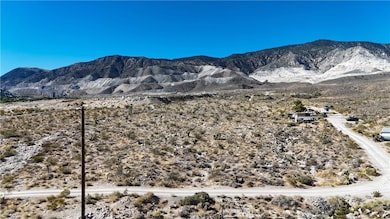 716 Meehleis Rd, Lucerne Valley, CA 92356 - photo 6