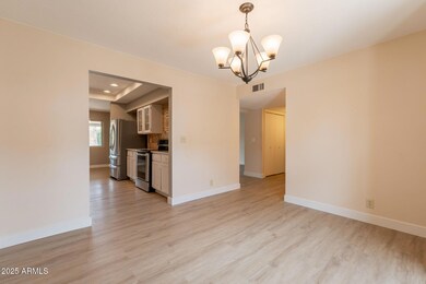 11-web-or-mls-Flower-11