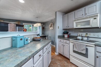 69 Bridle Cross Rd unit 69, Fitchburg, MA 01420 - photo 5