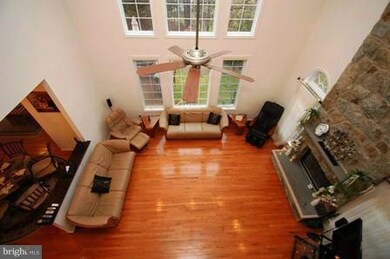 25842 Donegal Dr, Chantilly, VA 20152 - photo 3