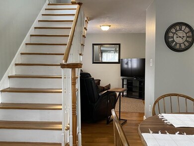 7 Sandra Rd, Peabody, MA 01960 - photo 4
