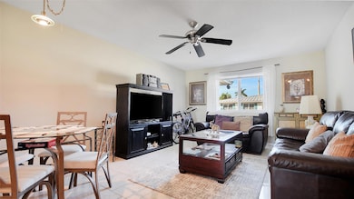 6263 NE 19th Ave unit 923, Fort Lauderdale, FL 33308 - photo 3