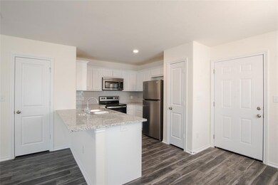 1516 Kennedy St unit B, Bonham, TX 75418 - photo 5