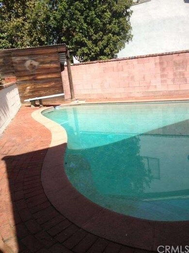 Private pool
