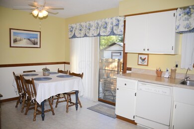 5385 Sherry Ct, Columbus, OH 43232 - photo 6