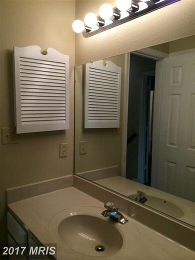 10717 Heatherwood Dr, Spotsylvania, VA 22553 - photo 4