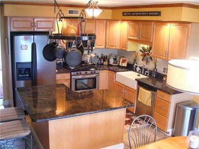 4389 Hillside Rd, Reading, PA 19606 - photo 2