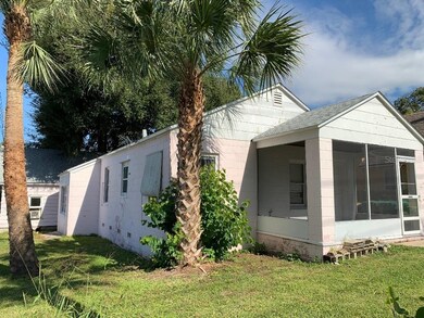 Main dwelling with 2 bedrooms