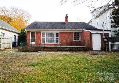 179 N Canterbury Rd, Charlotte, NC 28211 - photo 3