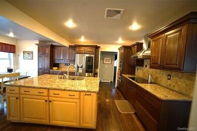 21 Pinecrest Rd, Salisbury Mills, NY 12577 - photo 7