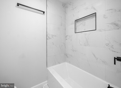 132 S Columbia St, Woodbury, NJ 08096 - photo 4