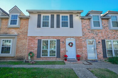 The spacious unit features 2 bedrooms, 1.5bathroom