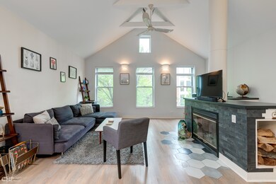 923 N Honore St, Chicago, IL 60622 - photo 3