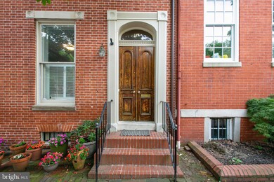 115 W Barre St, Baltimore, MD 21201 - photo 2