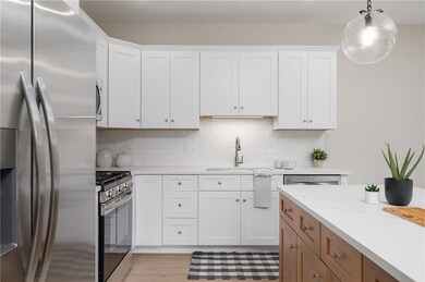 stainless appliance package included
