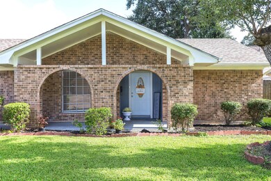 11431 Newton St, Houston, TX 77089 - photo 3