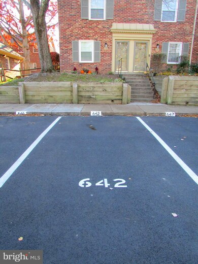 8353D Dunham Ct unit 642, West Springfield, VA 22152 - photo 6