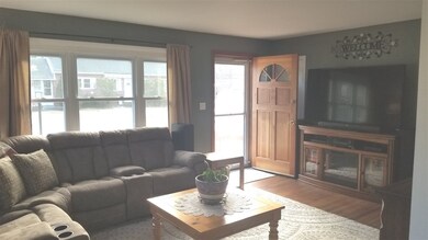 24 Granite St, Allenstown, NH 03275 - photo 7