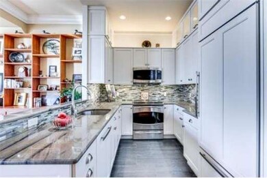 217 Humphrey St unit 2, Swampscott, MA 01907 - photo 6