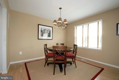 2991 Cashel Ln, Vienna, VA 22181 - photo 2