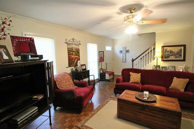 Have all your Family Gatherings in this Cozy Livin