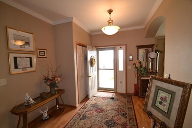 Foyer w/ Closet