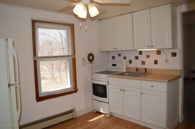 21 Centerville Rd unit 2, Holmdel, NJ 07733 - photo 3