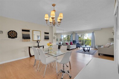 Towne Royale Condominiums unit 409, Sunny Isles Beach, FL 33160 - photo 6