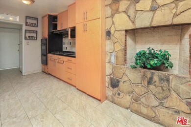 Spacious Kitchen