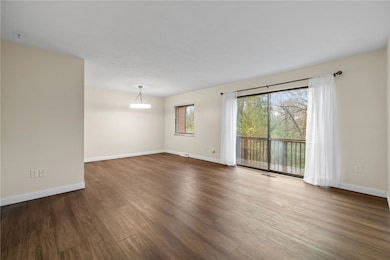 105 Springwater Ct, Coraopolis, PA 15108 - photo 4