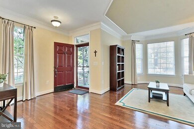 5815 Falls Gate Ct, Falls Church, VA 22041 - photo 7