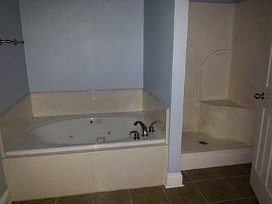 Master Bath/Spa.