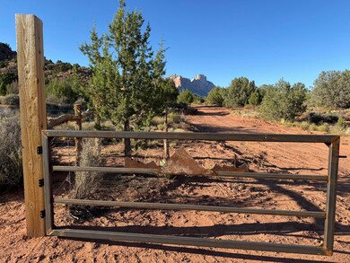 Custom Gate 2