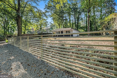 846 Mell Ct SE, Smyrna, GA 30080 - photo 3