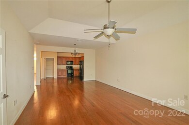 912 Davie Ave unit C, Statesville, NC 28677 - photo 4