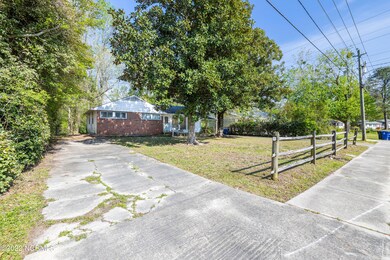 1108 River St, Jacksonville, NC 28540 - photo 3