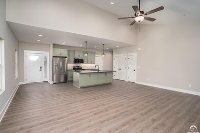 915 Eagle Ridge Dr, Baldwin City, KS 66006 - photo 5