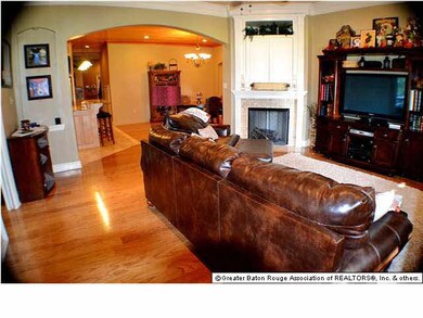 Family Room opens into dining & kitchen area for g
